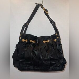 💥💥💥 Be & D HOBO SHOULDER BAG BLACK LEATHER WITH RUFFLES AND CHAIN MADE USA